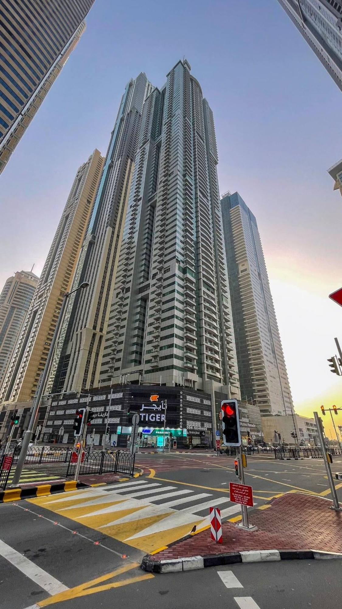 Feel Like Home Away From Home On 34Th Floor Dubai Exterior foto